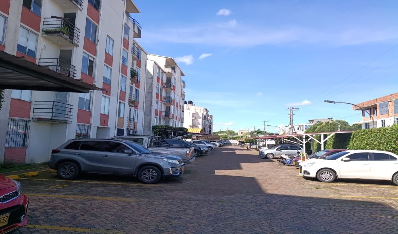 ARRIENDO APARTAMENTO DE TRES HABITACIONES